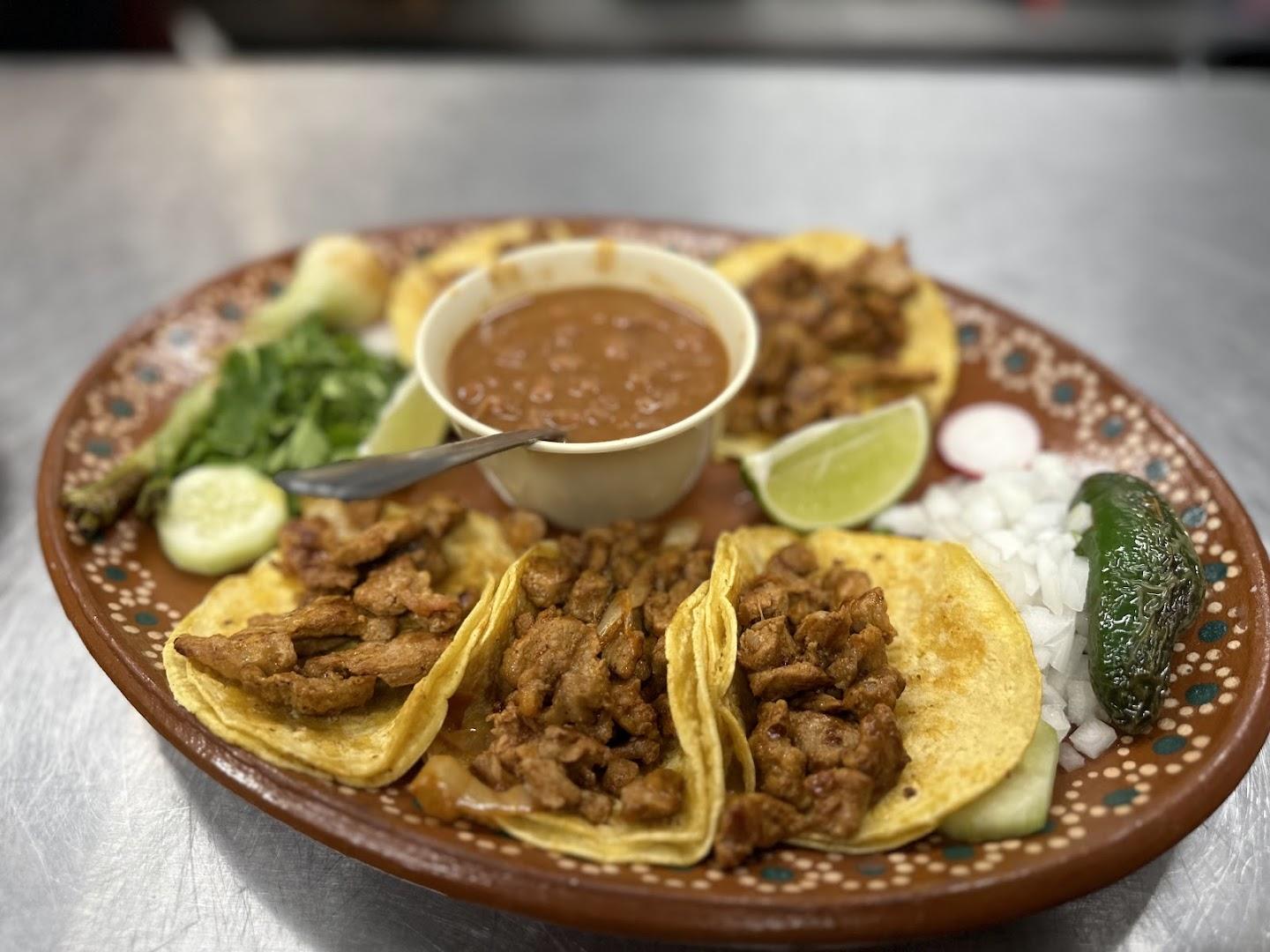 Los Altenos Bar and Grill